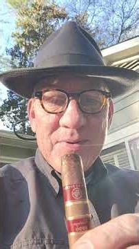 Cigar review - Rocky Patel Vintage 1990. Wonderful stick. #Cigarreview #rockypatel