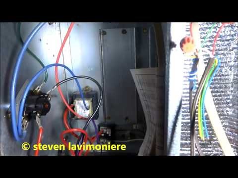 air conditioning system giving off burnt smell in house