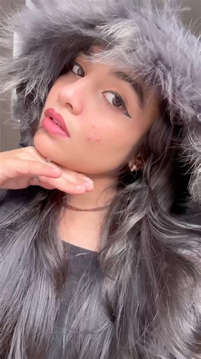 Just 5 mins easy makeup for college 💕” #shorts #explorepage #makeup #easy #girls ￼