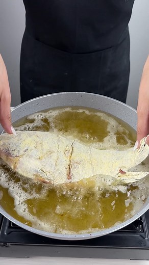 8.9K views · 56 reactions | This fried fish is so crispy and delicious that I make it almost every day | Recipes Now | Facebook
