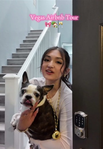 probably one of my fav airbnb’s i’ve stayed at but why tf was there no tvs in the rooms AGAIN😔 #airbnb #housetour #lasvegas #21st #baabytrinity