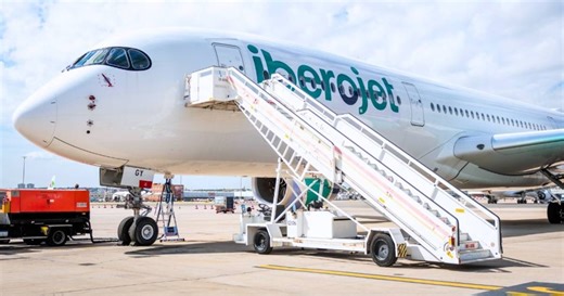 Iberojet announces direct flights between Barcelona and Cuba.