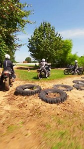 Street or dirt, beginner or pro—our expert instructors have you covered. There’s no better time to take your riding skills to the next level. 🏍️🌿 Spring classes are filling fast! See link in bio to explore all courses. #BMWUSRiderAcademy #BMWMotorradUSA #BMWMotorrad #MakeLifeARide #southcarolina #greer #spartanburg #greenvillesc #ridingschool #onroadriding #offroadriding #motorcycleriding #motorcycletraining | BMW U.S. Rider Academy