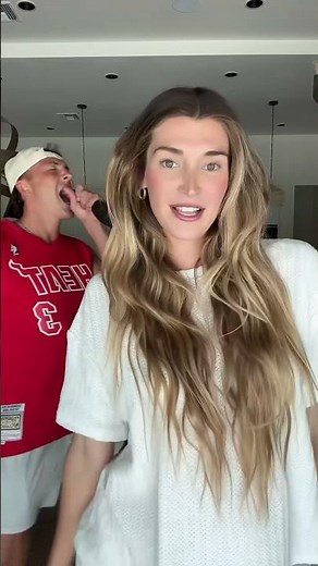 A Jatie vlogs duet 🎤