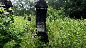 Why Cemeteries Chose Marble and Granite