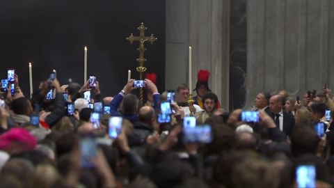 Full video: Pope Leo leads Christmas Eve Midnight Mass from the Vatican