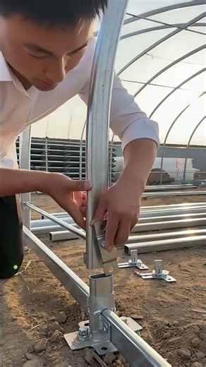 Tunnel Greenhouse Installation Using Clamp Connections