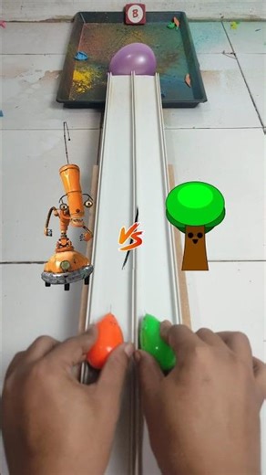 Crank Robots VS Mr. Tree Sprunki in a Water Balloons Popping Race ASMR