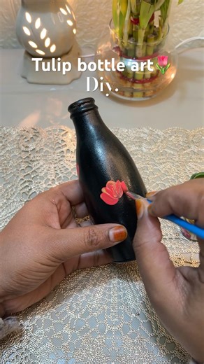 DIY Tulip bottle art🌷Trash to Treasure Diy🌸#bottleart #trashtotreasure #artshorts #ytshorts #diy