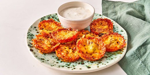 I Tried the Viral 2-Ingredient Pickle Chips and They’re Definitely Worth Your Time