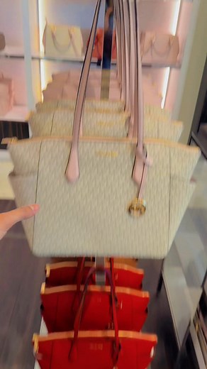 Taking pre order 🇺🇸 | Signature Collection