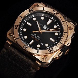 BR 03-92 DIVER BRONZE : a stunning diver watch evoking the historical roots of underwater exploration. #WatchBeyond #Diver More information here: https://goo.gl/TD1D1t | Bell & Ross