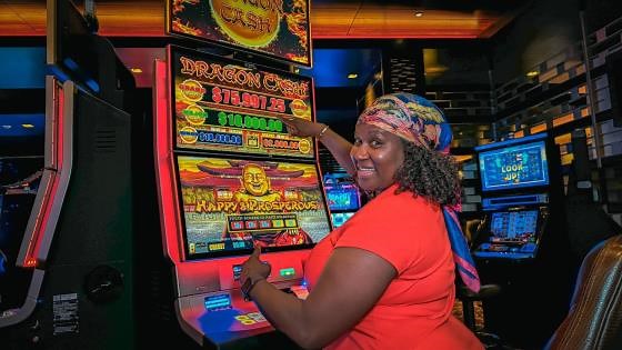 Dragon Cash slots: Huge bet, epic surprise!