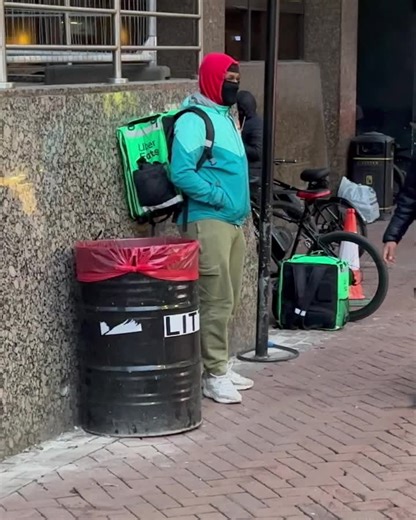 Looking at nothing in the bin😁#foryou #foryoupage