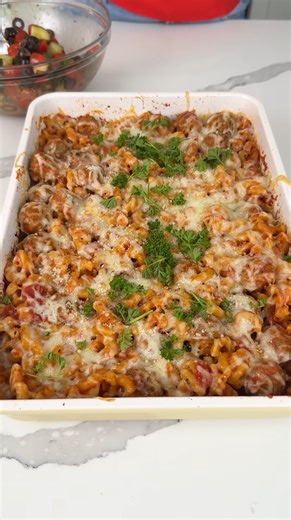 This one pan pasta dinner is perfect for busy nights