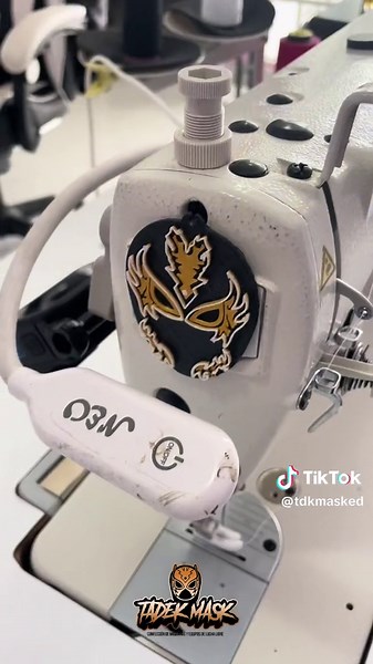 Customized Lucha Libre Mask for SKADI CMLL | Arena Mexico