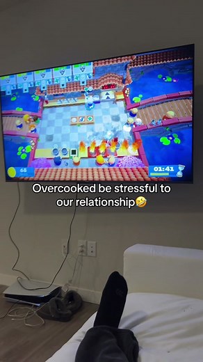 Overcooked 2 Stressing Our Relationship