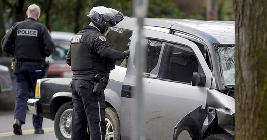 1 killed, 5 hurt after car hits pedestrians in Portland; driver in custody