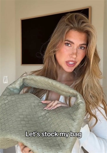 Let’s stock my new bag together 🥰 | Bag