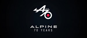 Alpine : Philippe Krief, le PDG d'Alpine, présente en video la nouvelle Alpine A110 R Ultime et évoque les nouveautés attendues pour la troisième génération du coupé A110 dans cette dernière vidéo de l'année du 70eme anniversaire de la firme dieppoise. On y retrouve aussi Pierre Gasly qui dit avoir commandé un SUV A390, Zinedine Zidane qui joue le passager lors d'un slalom et Axel Plasse, le vice-président d'Hypertech Alpine, qui nous explique sa "passion pour" l'Alpine A290 Rallye. | The Automo