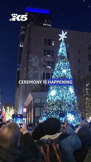 The Seattle tree lighting and Magic in the Market are back this weekend