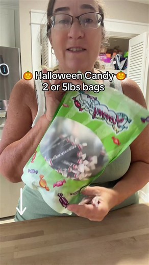 Tootsie Roll Long, Sweet, Soft, Chewy Toosie Juniors Chocolate Taffy Candies, Individually Wrapped Peanut-Inclusive Snack Long Long Long Twists #halloween #candyshop #candy #bulkcandy #halloweencandy