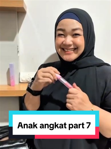 Lips Serum Terbaik untuk Bibir Plumpy Seharian