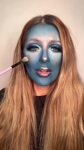 GENIE 🧞‍♂️🎷👳🏽‍♀️🕌✨ Aladdin obsessed anyone? #fyp #foryoupage #makeuplook #disney