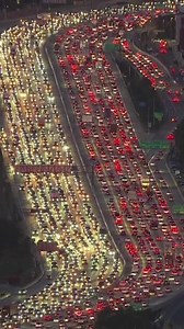 'Twas the traffic nightmare before Thanksgiving as commuters sat through bumper-to-bumper traffic on the 405 Freeway in West Los Angeles😬 TRAFFIC MAP⬇ | FOX 11 Los Angeles