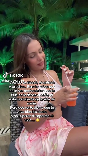 No puedo hacer nada si me odian y no me soportan 😌 #instagram @hanllyvale