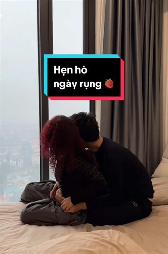 Rụng dâu cũng ko tha😰#homestayvinhomessmartcity #homestaycapdoi #homestay #homestayhanoi #henho #dating #capdoi #tips #fyp #viral #xh #xuhuong #tintuc #news #viralvideo #nhacuachungminh #ourhomestay