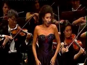 Lucia Aliberti "Vilja-Lied"F.Lehar,Pianist. A.Pergolizzi,Mod.Cinzia Tani"Il CAFFE'"Rai International