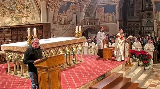 75K views · 4.3K reactions | 31 dicembre 2025 - Santa Messa di ringraziamento e canto del Te Deum. I frati del Sacro Convento vi invitano a unirvi a loro nella Basilica di san Francesco d'Assisi per la celebrazione eucaristica. | SAN FRANCESCO D'ASSISI | Facebook