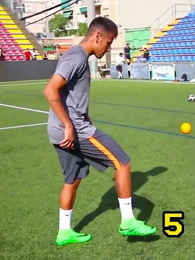 Ronaldo vs Messi vs Neymar