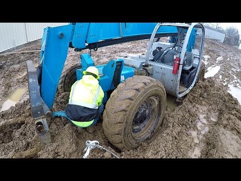 MUDDY MESS 4X4 TELEHANDLER FAIL