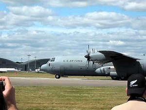 c130 HERCULES - extreme take off !!