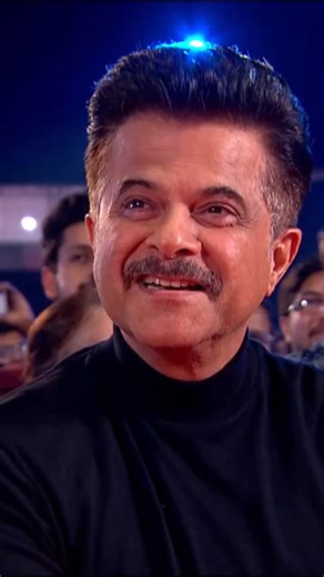 2.4M views · 26K reactions | iPhone 17 Pro $3.5 Max beat Galaxy S25...