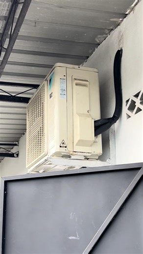 🔥 AHMAD AIRCOND SUNGAI PETANI Menjalankan servis seperti berikut❄️ Jangan risau — team Ahmad Aircond ready datang bantu! ✅ Pasang aircond baru / secondhand ✅ Upah pasang unit sedia ada ✅ Pindah & pasang balik aircond rumah baru ✅ Full chemical service (indoor & outdoor) ✅ Normal service & topup gas ✅ Repair semua jenis masalah aircond ✅ Kerja wiring rumah – lampu, kipas, soket, suis semua kami buat sekali! — 💡 Masalah wiring pun kami cover: • Pasang lampu LED / hiasan • Tukar suis & soket rosa