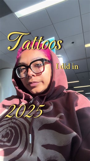 A nice little recap of some of the tattoos Ive done this year! I cant believe I was just moving into my private studio a few months ago. So much has changed and im incredibly grateful for all of the support 💗💗💗 #tattooartist #dmvtattooartist #nye #wlw #queertattooartist