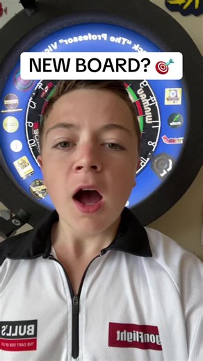 What new dartboard should I get? Let me know in the comments ➡️ #sport #darts #youtube #fyp #foryou #foryoupage #amazing #viral #podcasts #likes #trending #dartswithjackpodcast #subscribe #podcast #lukelittler #lovethedarts #dartscommunity