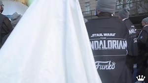 Check out the Funko Pop! inspired STAR WARS™ THE MANDALORIAN™ Grogu™ balloon! #StarWars #TheMandalorian #Funko #MacysParade | Funko