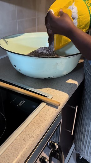 Lomtombo and Maze Meal Cooking Experience | Thembanes SA