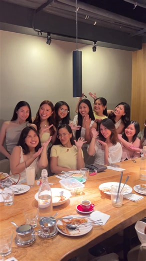 Bridal Brunch with Best Friends | Wedding Preparations