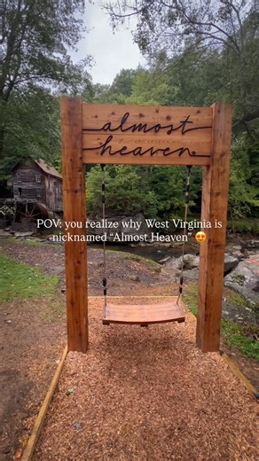 🌲 Send this to someone planning a 2026 West Virginia trip! If you’re looking for your next state to explore we highly recommend West Virginia. Think huge river gorges, misty mountain overlooks, waterfall hikes, scenic backroads, and small towns that feel like a reset. 📝 30 places to see in West Virginia by region 🌊 New River Gorge and Southern WV New River Gorge National Park and Preserve Endless Wall Trail Long Point Trail Fayette Station Road Hawks Nest State Park Babcock State Park and Gla