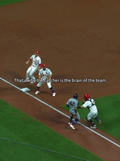 Catcher's Key Role in Baseball: MLB Insights
