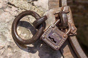 What is the Difference Between Fraud, Embezzlement and Larceny in Wisconsin?