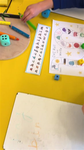Engaging Phonics Roll and Write Activity