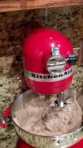 Petrin KitchenAid Hacks and Recipes | عجانة كيتشان لاب