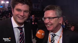 Thomas de Maizière erzählt den Witz des Tages | ZDF heute-show