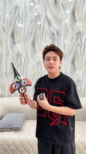 555K views · 9.3K reactions | Một chiếc đồ chơi khá là hay ho và .. ngầu ạ  #minhtrireviewcosaonoivay #minhtrireview #game #dochoitreem #funny | Minh Trí Review | Facebook